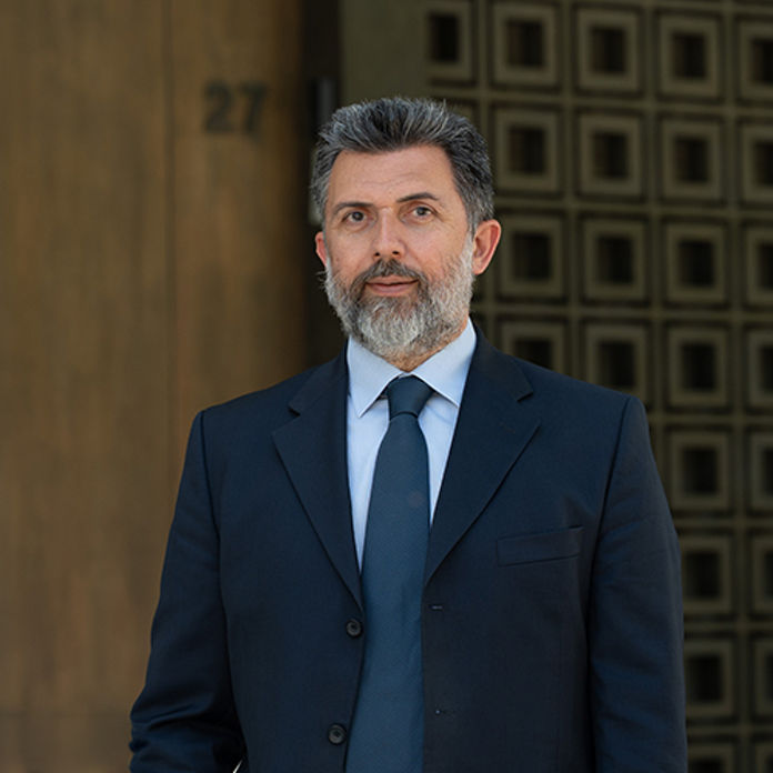 nikos platanos