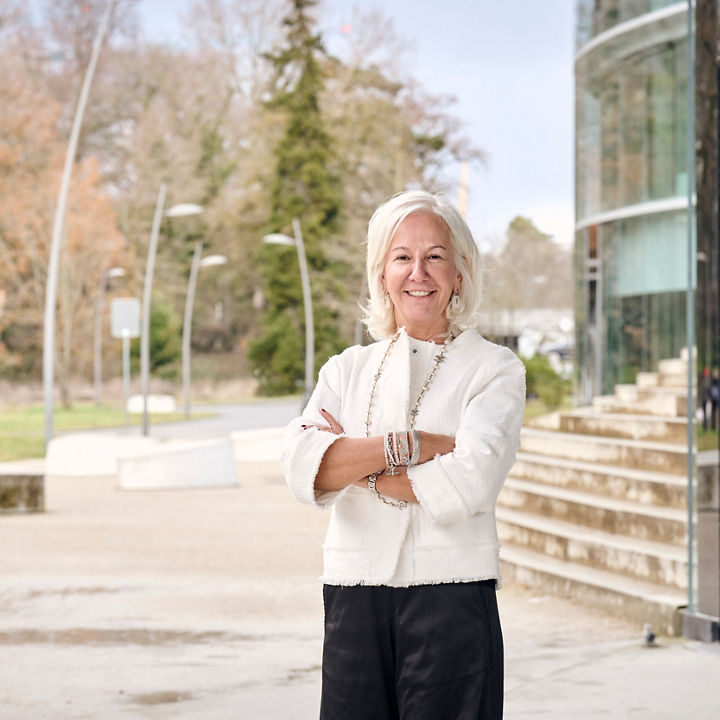 Interview with Iris Van der Veken