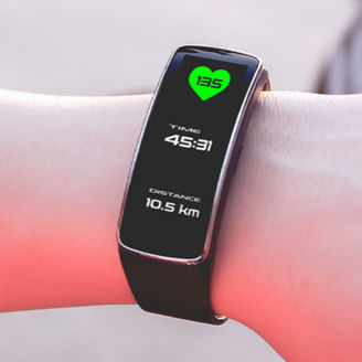 Arm mit Smartwatch
