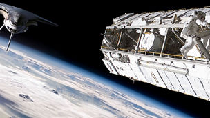 Japanese alt text：宇宙・防衛