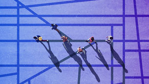 幾何学の線上を歩くひとびと