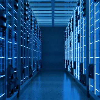 Japanese alt text: AIデータセンター：成長し続けるニーズへの対応