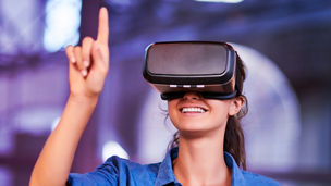 Japanese alt text: 「XR」が紡ぐ未来社会　Part1