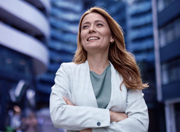 Japanese alt text: 進化するIoT活用～“コスト削減”から“意思決定の質向上”へ