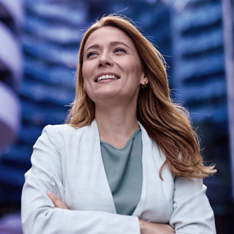 Japanese alt text: 進化するIoT活用～“コスト削減”から“意思決定の質向上”へ