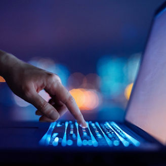 金融庁「諸外国におけるマネロン等対策の実態調査と先進事例の分析に関する調査研究」