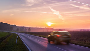 Japanese alt text: 猶予か再生か：欧州自動車産業行動計画が試す“勝負の2年間”