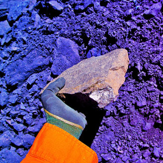 Japanese alt text: LFP電池の原材料をとりまく世界の動向～リン資源の需要がもたらす影響とは