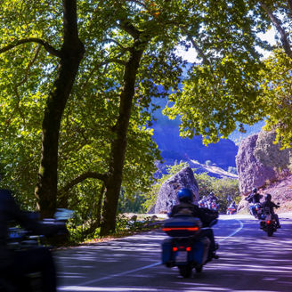 Japanese alt text: 日本の二輪車排出ガス規制の厳格化による50cc以下の原付への影響