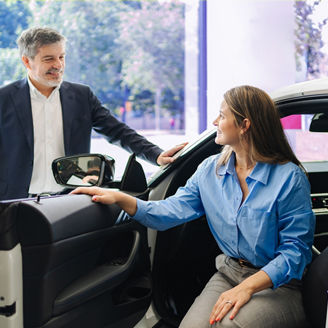 Japanese alt text: SDVをサービスドミナントロジックで稼ぐ