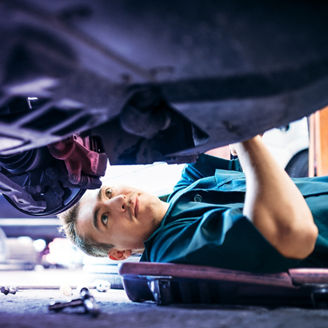 Japanese alt text: 自動車アフターサービスの新時代