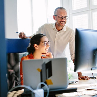 Japanese alt text:バックキャスティングアプローチを用いた、製造業における中期経営計画と業績管理PDCA