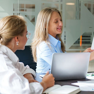 Japanese alt text: 取締役会事務局機能の高度化によるガバナンス実効性の向上