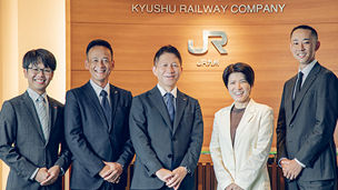 Japanese alt text: 全員