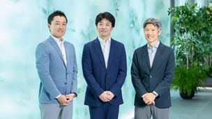 インタビューの様子