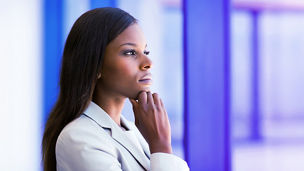 Japanese alt text: 業務部門に蔓延する「DX疲れ」とは？