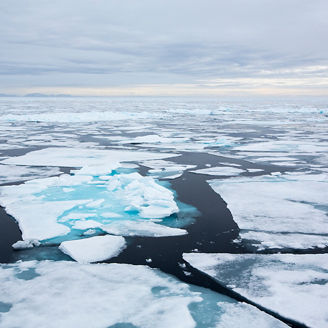 Japanese alt text: 氷河