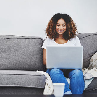 Japanese alt text: テクノロジー、メディア、通信（TMT）業界におけるデータプライバシー