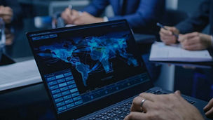 Japanese alt text: データ保護規制とグループガバナンスの在り方