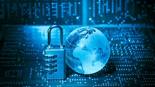 Japanese alt text: データ保護規制対応と企業のデジタル変革