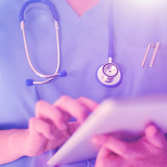 Japanese alt text: 治療用アプリの開発の特徴と留意点