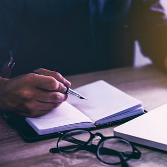 Japanese alt text: 日本企業におけるリスキリングの実態