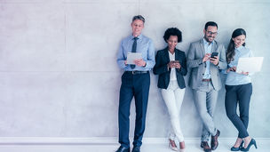 Japanese alt text: 社員の学ぶモチベーション向上につながる業務環境とは