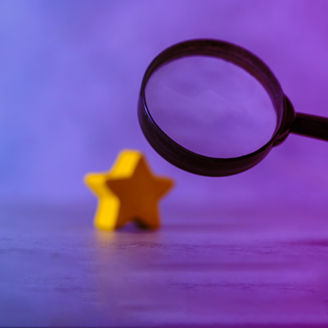 Japanese alt text: DX推進におけるガバナンスの観点とは