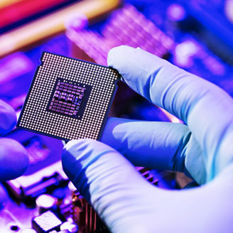 Japanese alt text: 地政学リスクによる輸出規制を見据えた日本企業の対策