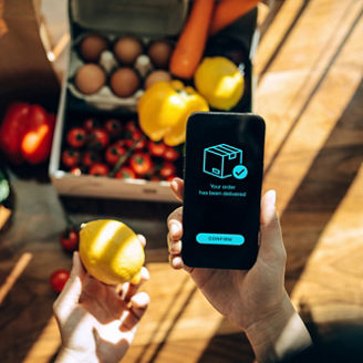 Japanese alt text:選ばれる企業になるためのESG対応のファーストステップ