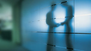 マネー・ローンダリング（資金洗浄）防止関連サービス