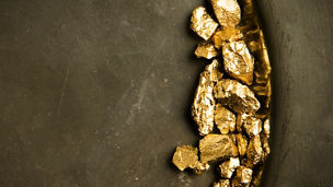 Japanese alt text:金塊