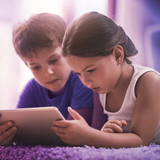 Japanese alt text: 今から取り組むべき、α世代に向けたアプローチとは