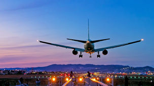 Japanese alt text: 経済安全保障・地政学リスクサーベイ2025