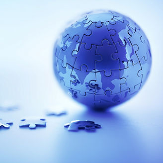 Japanese alt text: グループ経営のガバナンス体制構築支援