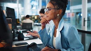 Japanese alt text: グローバルコンプライアンス体制の改善・高度化支援