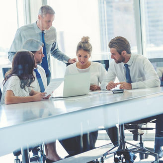 Japanese alt text: 地域金融機関の人事改革