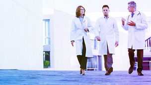 Japanese alt text: 医療福祉（ヘルスケア）