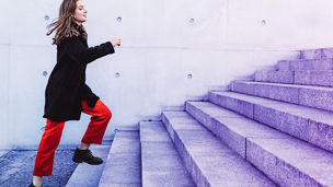 Japanese alt text: 基幹人事制度（等級・報酬・評価制度）