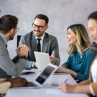 Japanese alt text: 事業ポートフォリオを起点とした人的資本経営支援