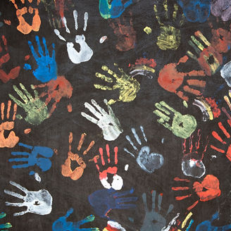 様々な色の手形