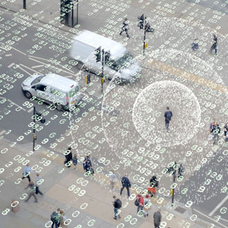  ナンバーの背景と特定人物へのフォーカス