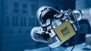 Japanese alt text: 製造セクター