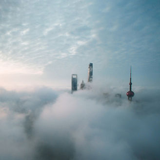 Japanese alt text: 海外保険会社のDX取組み事例