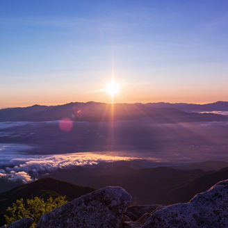 Japanese alt text: 顧客視点で未来を創る。変革時代にKPMGコンサルティングが果たす役割