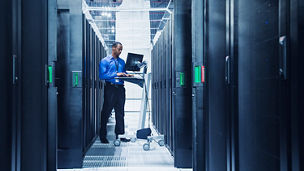 セキュリティ対応する人