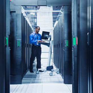 セキュリティ対応する人