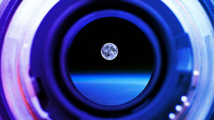 Japanese alt text: 「ハイパースペクトルセンサー」を搭載した光学衛星の可能性