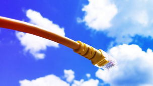 Japanese alt text: クラウド型の地上局“GSaaS”とは