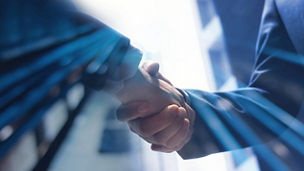 Japanese alt text: 企業の政策起点での新たな事業機会創出支援強化に向けてNext Relationと協業契約を締結